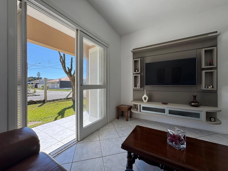 Casa à venda próximo do mar em Atlântida Sul: 10ª foto da galeria de imagens do imóvel