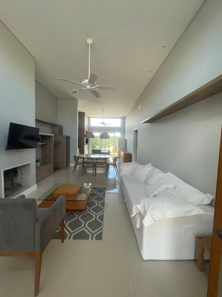 CASA À VENDA NO CONDOMÍNIO LAS PALMAS!