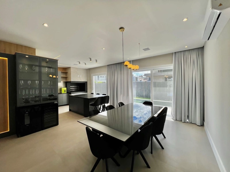 Casa a venda no Sunset: 10ª foto da galeria de imagens do imóvel