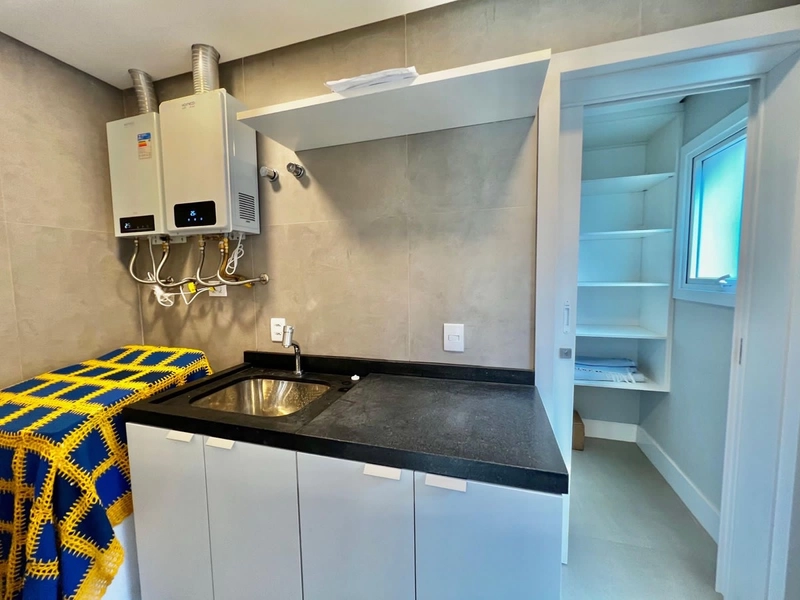 Casa a venda no Sunset: 16ª foto da galeria de imagens do imóvel