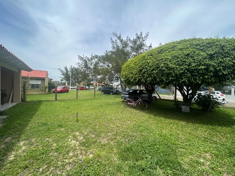 Casa há poucos metros do mar em Atlântida Sul!: 4ª foto da galeria de imagens do imóvel