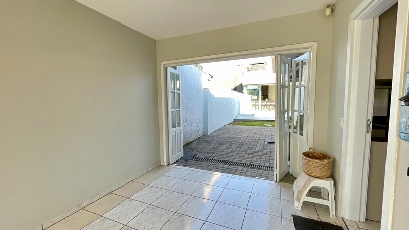 Casa em Xangri-lá com anexo: 60ª foto da galeria de imagens do imóvel