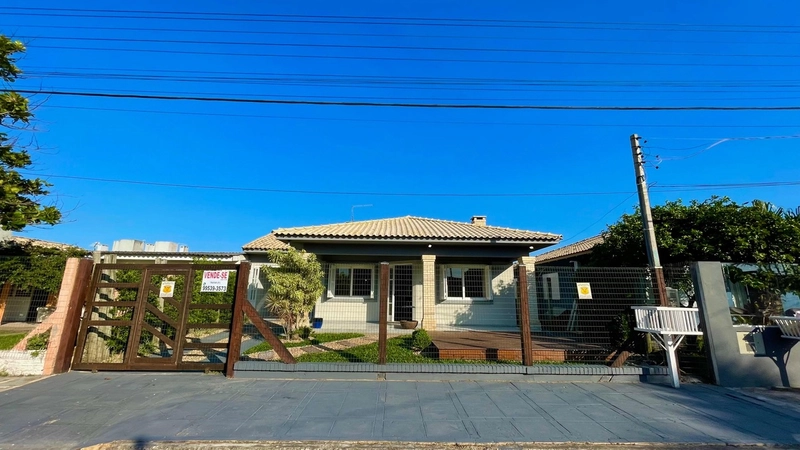 Casa em Xangri-lá com anexo: 2ª foto da galeria de imagens do imóvel