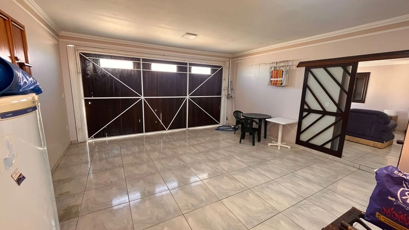 Casa a venda em Atlantida Sul próximo ao mar: 2ª foto da galeria de imagens do imóvel