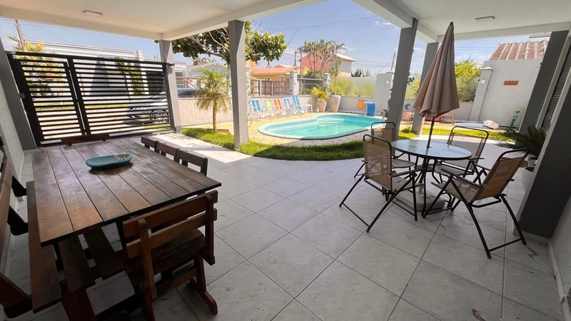 Casa em Atlântida Sul com Piscina!: 7ª foto da galeria de imagens do imóvel