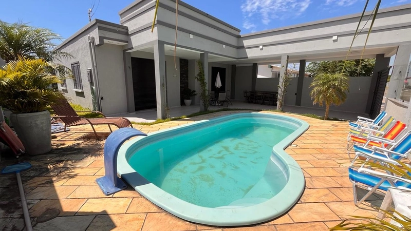 Casa em Atlântida Sul com Piscina!: 4ª foto da galeria de imagens do imóvel