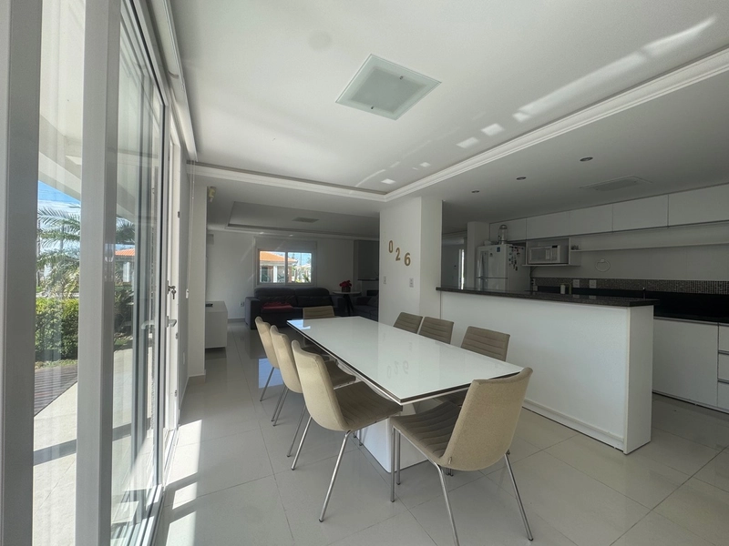 Casa de esquina em Noiva do Mar!: 56ª foto da galeria de imagens do imóvel