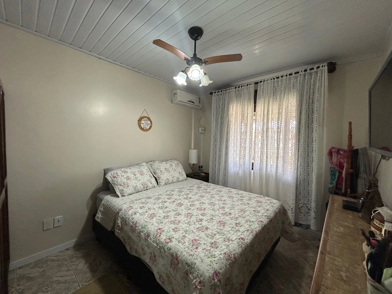 Casa em Atlântida Sul!: 23ª foto da galeria de imagens do imóvel