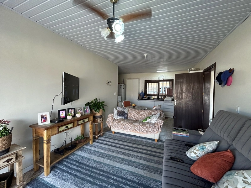 Casa em Atlântida Sul!: 7ª foto da galeria de imagens do imóvel