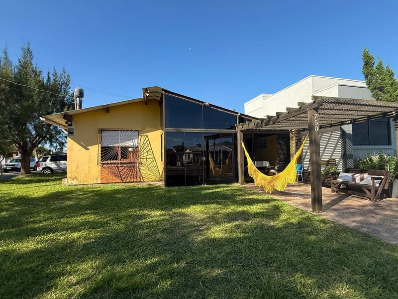 CASA À VENDA EM ATLÂNTIDA SUL!: 2ª foto da galeria de imagens do imóvel