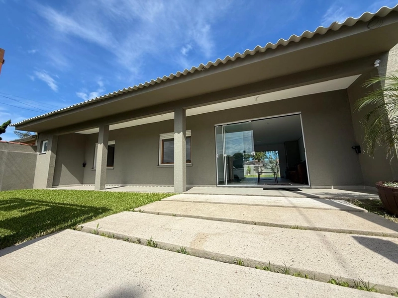 CASA À VENDA EM ATLÂNTIDA SUL!: 3ª foto da galeria de imagens do imóvel