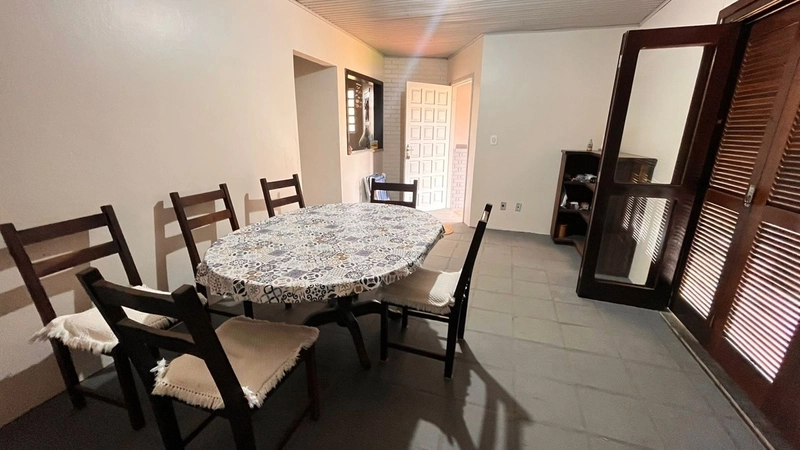 Casa com dois terrenos em Atlântida Sul!: 12ª foto da galeria de imagens do imóvel