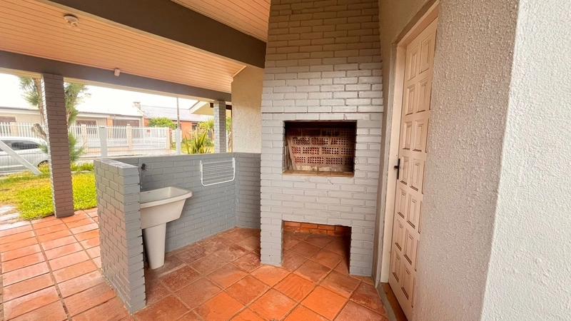 Casa com dois terrenos em Atlântida Sul!: 4ª foto da galeria de imagens do imóvel