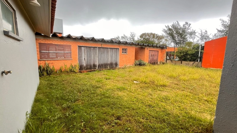 Casa com dois terrenos em Atlântida Sul!: 6ª foto da galeria de imagens do imóvel