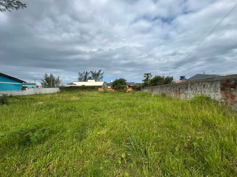 Terreno em Atlântida Sul!: 2ª foto da galeria de imagens do imóvel
