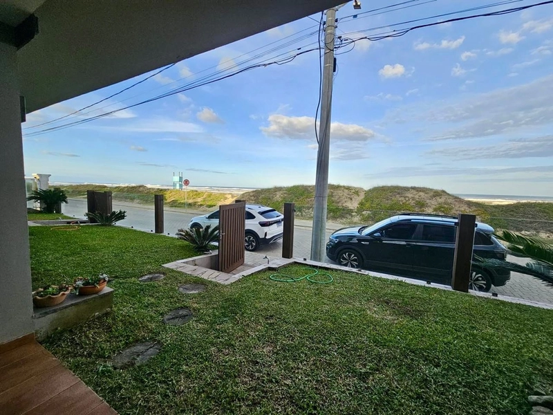 Triplex Beira Mar em Xangri-lá: 2ª foto da galeria de imagens do imóvel