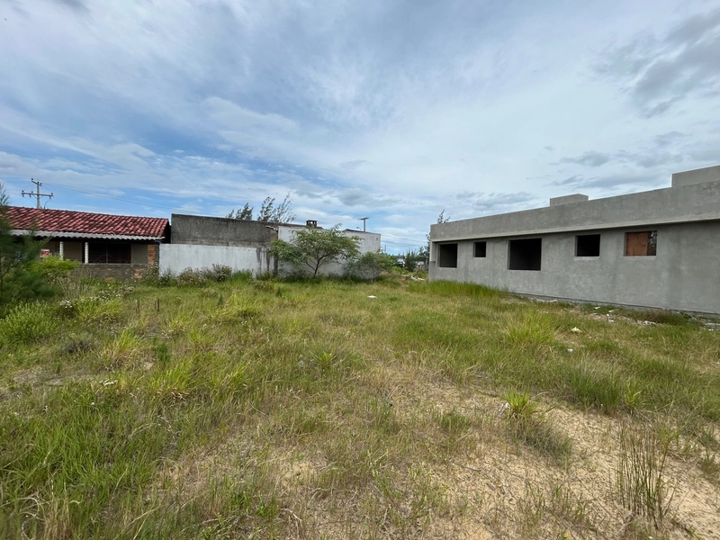 Terreno em Atlântida Sul: 3ª foto da galeria de imagens do imóvel