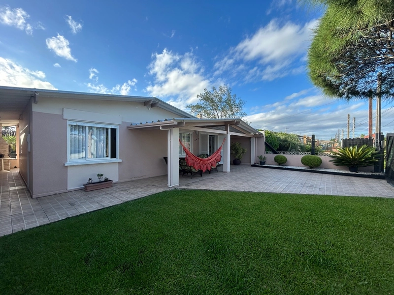 Casa à venda em Atlântida Sul!: 3ª foto da galeria de imagens do imóvel