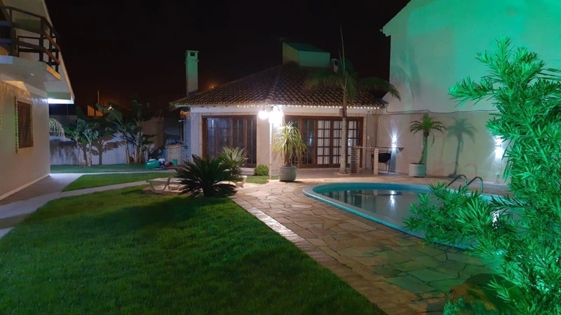 Casa com 2 terrenos,  em Atlântida Sul a 100 metros do mar!: 8ª foto da galeria de imagens do imóvel