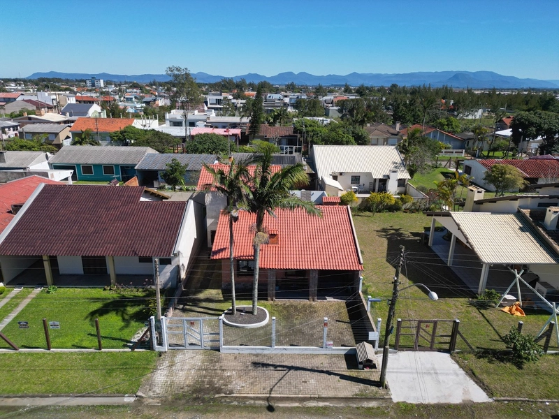 Sobrado em Atlântida Sul: 84ª foto da galeria de imagens do imóvel