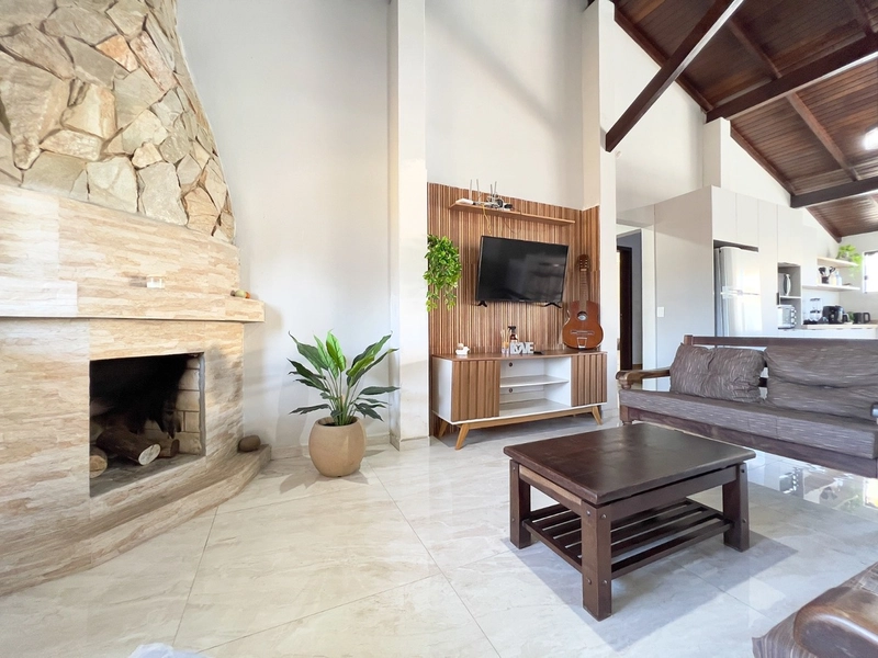 Sobrado em Atlântida Sul: 16ª foto da galeria de imagens do imóvel