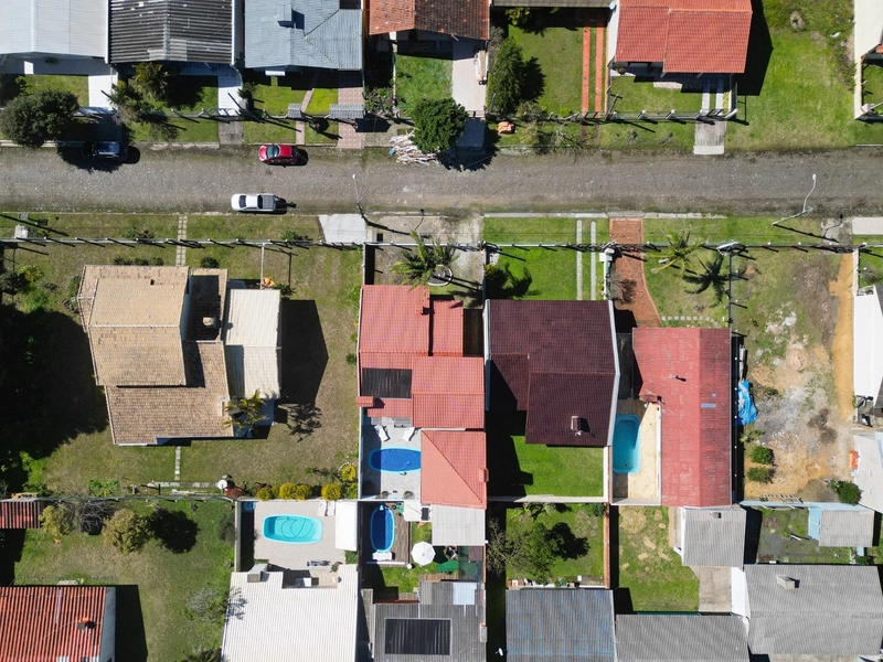 Sobrado em Atlântida Sul: 79ª foto da galeria de imagens do imóvel