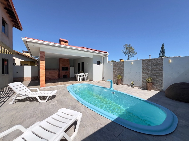 Sobrado em Atlântida Sul: 70ª foto da galeria de imagens do imóvel