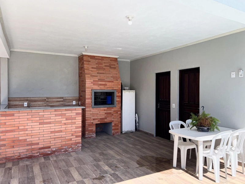 Sobrado em Atlântida Sul: 55ª foto da galeria de imagens do imóvel