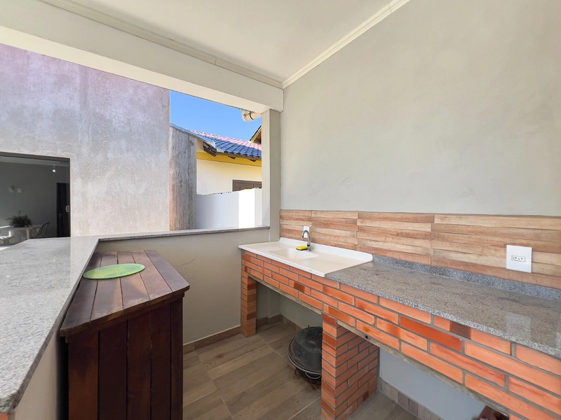 Sobrado em Atlântida Sul: 64ª foto da galeria de imagens do imóvel