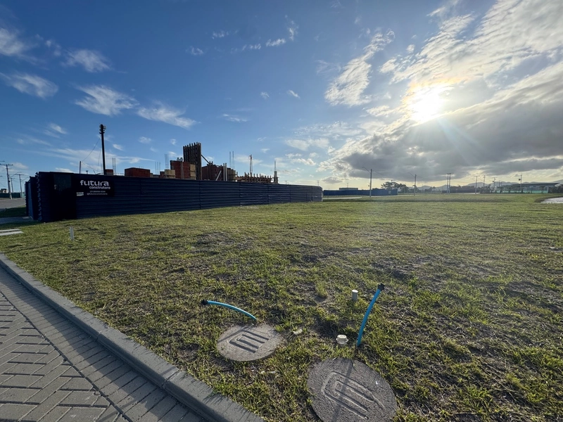 Terreno no Condomínio: 5ª foto da galeria de imagens do imóvel