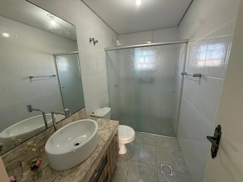 Casa em Atlântida sul a 100 metros da praia: 74ª foto da galeria de imagens do imóvel