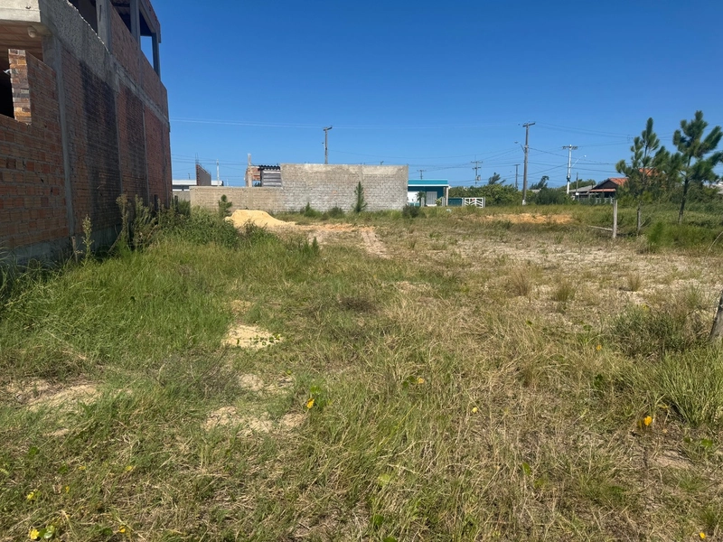 Terreno em Atlântida Sul: 3ª foto da galeria de imagens do imóvel