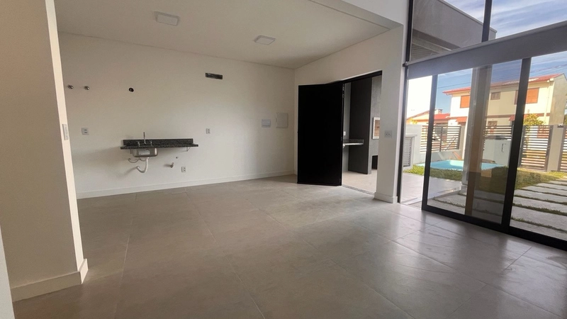 Milanezi Vende casa em Atlântida sul: 9ª foto da galeria de imagens do imóvel