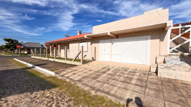 Casa à venda em Atlântida Sul!: 7ª foto da galeria de imagens do imóvel