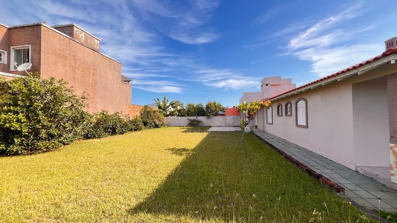 Casa à venda em Atlântida Sul!: 6ª foto da galeria de imagens do imóvel