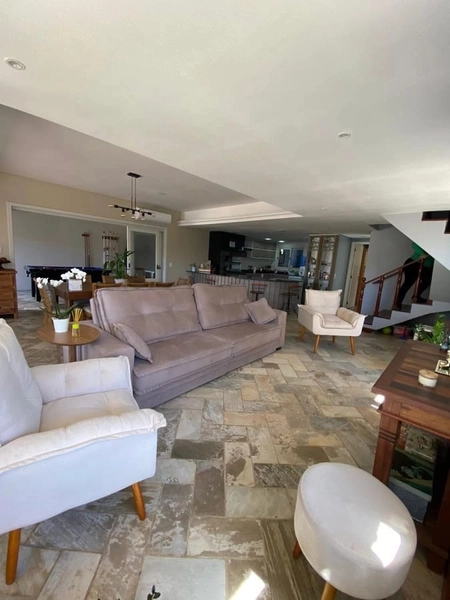 Sobrado a 50 metros do mar em Rainha do mar!: 4ª foto da galeria de imagens do imóvel