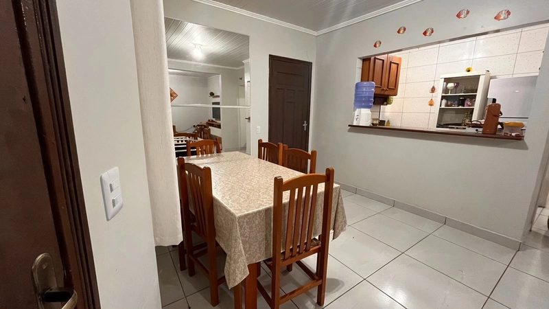 Casa em Atlântida Sul: 15ª foto da galeria de imagens do imóvel