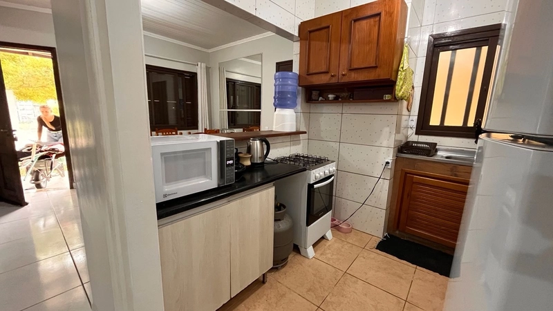 Casa em Atlântida Sul: 25ª foto da galeria de imagens do imóvel