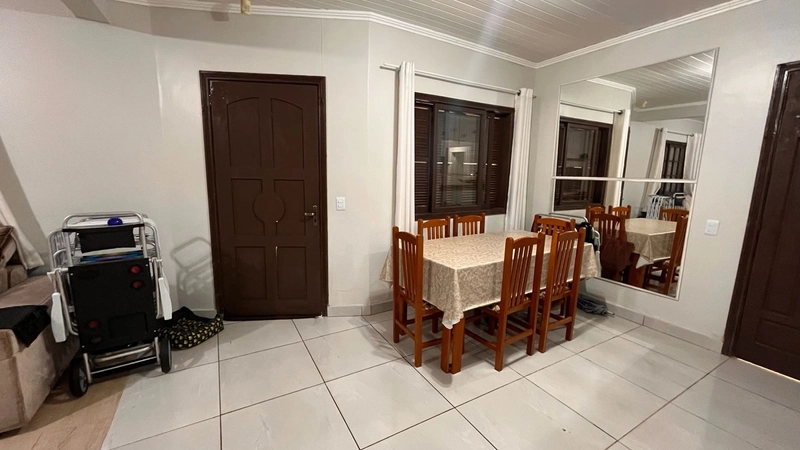 Casa em Atlântida Sul: 17ª foto da galeria de imagens do imóvel