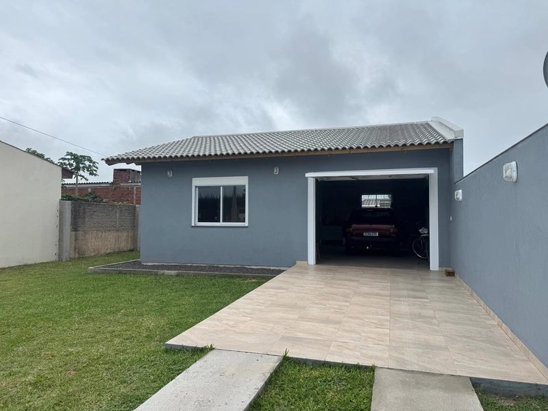 Casa em Atlântida Sul