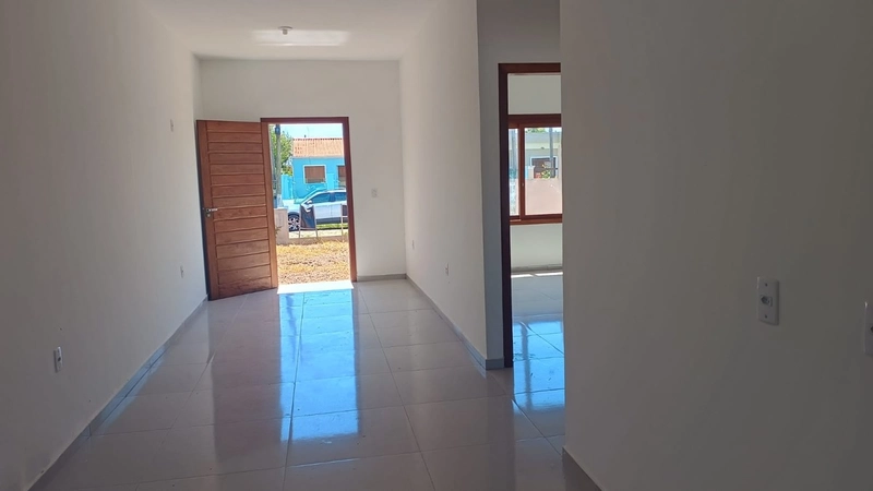 Geminado à venda em Atlântida Sul!: 3ª foto da galeria de imagens do imóvel