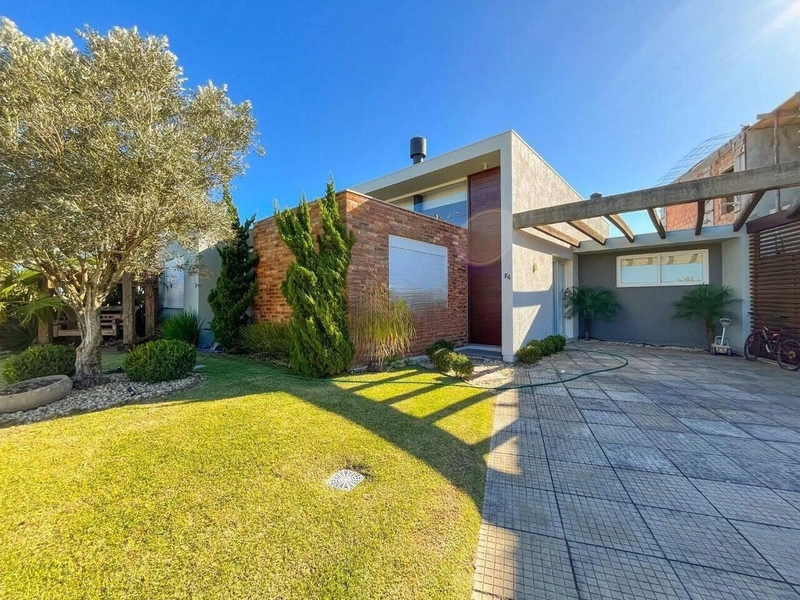 Casa no Condomínio Rivieira!