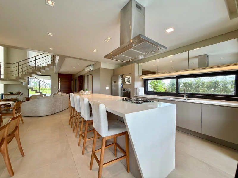 CONDOMÍNIO ENSEADA SOBRADO À VENDA BEIRA LAGO!: 12ª foto da galeria de imagens do imóvel