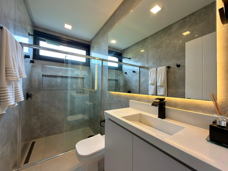 CONDOMÍNIO ENSEADA SOBRADO À VENDA BEIRA LAGO!: 19ª foto da galeria de imagens do imóvel