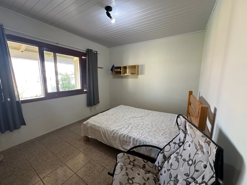 Casa 3 dormitórios próxima ao mar: 4ª foto da galeria de imagens do imóvel