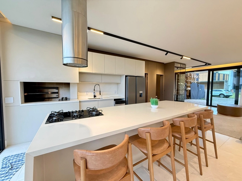 Sobrado beira lago no Condomínio Blue: 7ª foto da galeria de imagens do imóvel