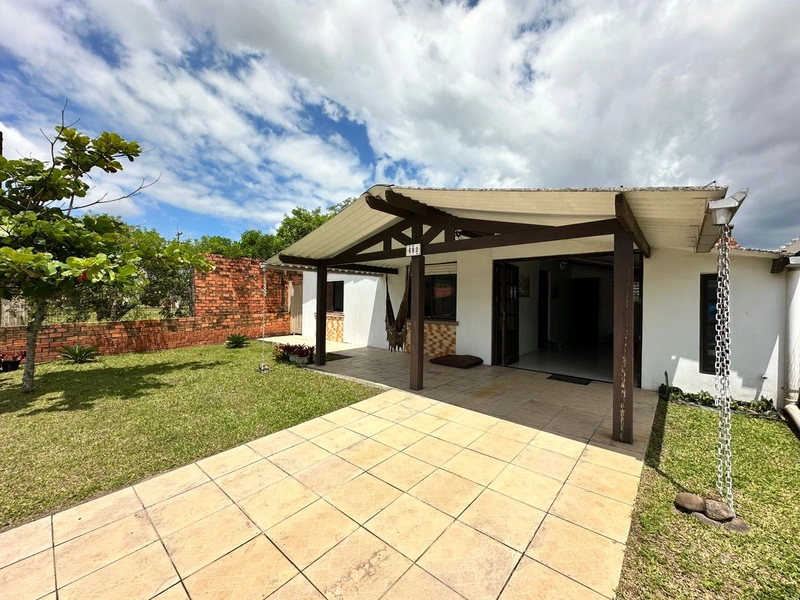 Casa à venda em Atlântida Sul!: 6ª foto da galeria de imagens do imóvel