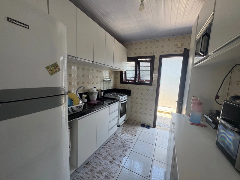 Casa em Atlantida Sul a 400 metros do mar: 4ª foto da galeria de imagens do imóvel