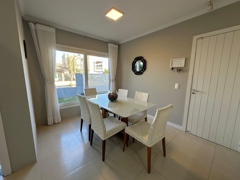 CASA À VENDA EM ATLÂNTIDA SUL!: 12ª foto da galeria de imagens do imóvel