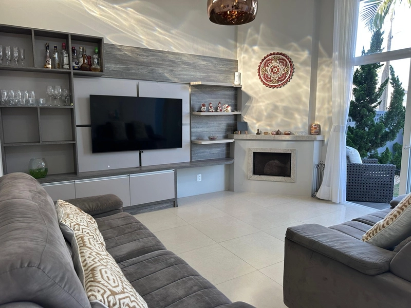 CASA À VENDA EM ATLÂNTIDA SUL!: 4ª foto da galeria de imagens do imóvel